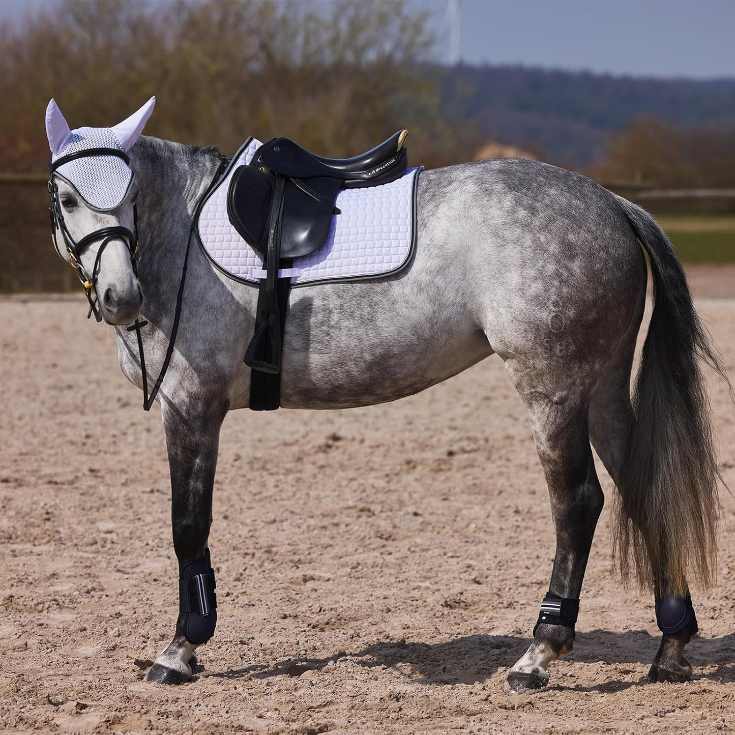 HORZE Adepto Padded All Purpose Quilted Equestrian Saddle Pad for Horses with Two-Tone Trim